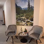 Golemstar Brana Do Vysokych Tatier Apartman *