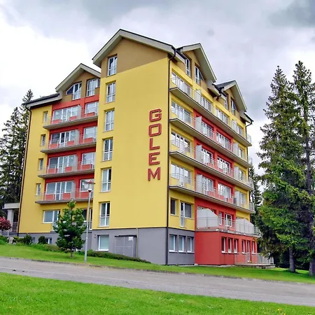 Golemstar Brana Do Vysokych Tatier Appartement Tatranska Strba